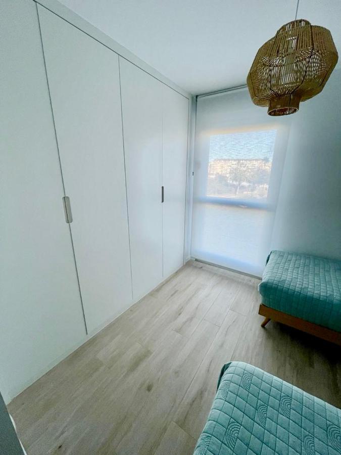 Marina Real 82 By Homeprive Denia Bagian luar foto